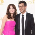 Zooey Deschanel dan Jacob Pechenik di Red Carpet Emmy Awards 2014