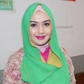 Eddies Adelia Saat Mendampingi Suami Menjalani Sidang Lanjutan