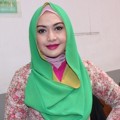 Eddies Adelia Saat Mendampingi Suami Menjalani Sidang Lanjutan