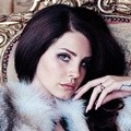 Lana Del Rey di Majalah Fashion Edisi September 2014