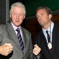 Bill Clinton Bersama Matthew Perry
