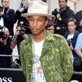 Pharrell Williams Hadir di GQ Men of The Year Awards 2014