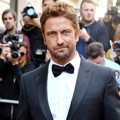 Gerard Butler Hadir di GQ Men of The Year Awards 2014