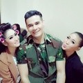 Ira Swara, Beniqno dan Erie Susan Kompak Selfie