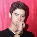 Aliando Saat Rehat Syuting 'Ganteng-Ganteng Serigala'