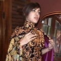 Novita Dewi Fitting Gaun Pengantin