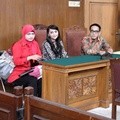 Tessa Kaunang Menjalani Sidang Lanjutan