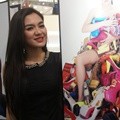 Vicky Shu Hadir di Peluncuran Buku Jerry Aurum 'On White'