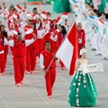 I Gede Siman Sudartawa Bertugas Membawa Bendera untuk Kontingen Indonesia