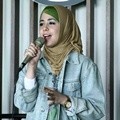 Risty Tagor dalam Acara Bincang Santai Mengenai Hijab