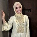 Dewi Sandra Hadiri di Gala Premier 'Haji Backpacker'