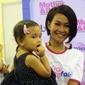 Endhita Ditemui di Mother & Baby Fair 2014