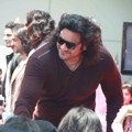 Saurav Gurjar Saat Bersalaman dengan Penonton