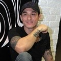 Miller Khan di Pembukaan Salon Double R Hair Studio