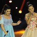 Ashanty dan Aurel Hermansyah Nyanyikan Lagu 'Aku Tak Biasa'