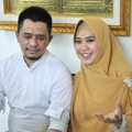 Ory Vitrio dan Oki Setiana Dewi Adakan Syukuran Tujuh Bulan Kehamilan