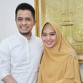 Ory Vitrio dan Oki Setiana Dewi Adakan Syukuran Tujuh Bulan Kehamilan