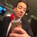 Jimmy Fallon Pamerkan Telinganya Setelah Ditindik