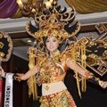 Elfin Pertiwi Rappa dalam Jumpa Pers yang Digelar Yayasan Putri Indonesia