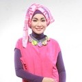 Soraya Larasati Saat Sesi Pemotretan Hijab