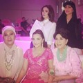 Ashanty Saat Berfoto Bersama Titiek Puspa, Julia Perez dan Ussy Sulistiawaty