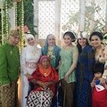 Nagita Slavina Bersama Keluarga dan Kerabat Usai Menjalankan Prosesi Siraman