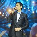 Christian Bautista Tampil di HUT MNCTV ke-23