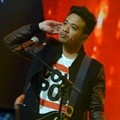 Penampilan Roby Sang Gitaris di Konser Geisha Satu Dekade