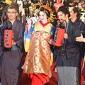 Yumi Adachi Kenakan Kimono Tradisional Untuk Promosikan Film 'A Courtesan with Flowered Skin'