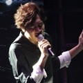 Lee Kwang Soo Tampil Solo di 'Race Start!' Season 2 Fans Meeting