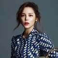 Park Si Yeon di Majalah Cosmopolitan Edisi November 2014
