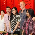 Raffi Ahmad dan Nagita Slavina Saat Menggelar Jumpa Pers