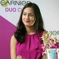 Pevita Pearce di Acara Peluncuran Produk Garnier Duo Clean