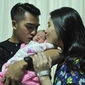 Ricky Harun dan Herfiza Novianti Dikaruniai Anak Pertama