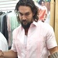Jason Momoa Lahir di Honolulu, Hawaii