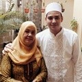 Riza Shahab Bersama Ibunda
