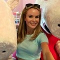 Amanda Holden Terkenal Berkat Perannnya di Serial TV 'Wild at Heart' Sebagai Sarah Trevanion
