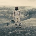 Cooper Menjalani Misi Pencarian Planet Tempat Tinggal Baru