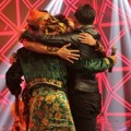 Para Grand Finalis Berpelukan Bersama