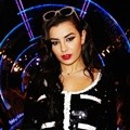 Charli XCX Hadir di MTV Europe Music Awards 2014