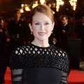 Julianne Moore Hadiri Premiere 'The Hunger Games: Mockingjay, Part 1'