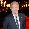 Francis Lawrence Sang Sutradara