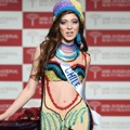 Miss Chili Tania Dahuabe Saat Sesi Kostum Nasional