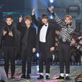 Block B Raih Piala Best Male Dance Artist of the Year