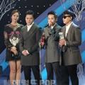 MC the Max Raih Piala Ballad Song of the Year