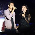 Arda Naff dan Tantri Kotak Tampil di Warner's Day 2014
