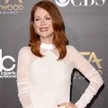 Julianne Moore di Red Carpet Hollywood Film Awards 2014