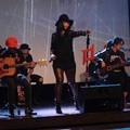 Penampilan Kotak di Acara Warner's Day 2014