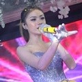 Dara Rizki Memukau di Perayaan Ulang Tahun ke-7 Klub V2