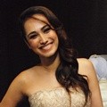 Alexandra Gottardo Hadiri Silet Awards 2014